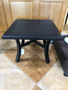 30" Square Banchetto End Table